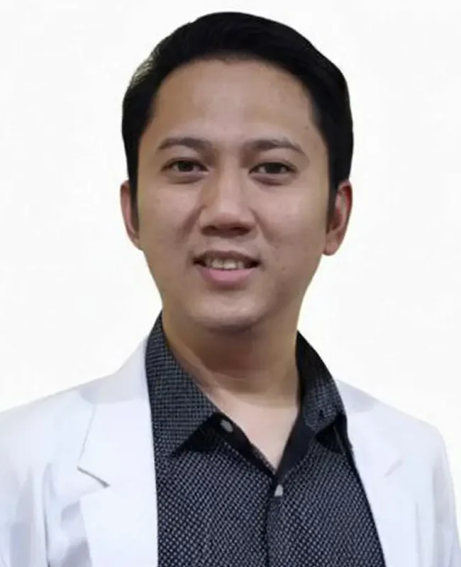 Dr. Paul Daniel Coronado - Cardiologist